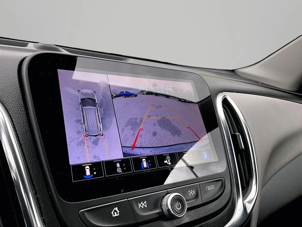 Used 2022 Gray Chevrolet LT image 22