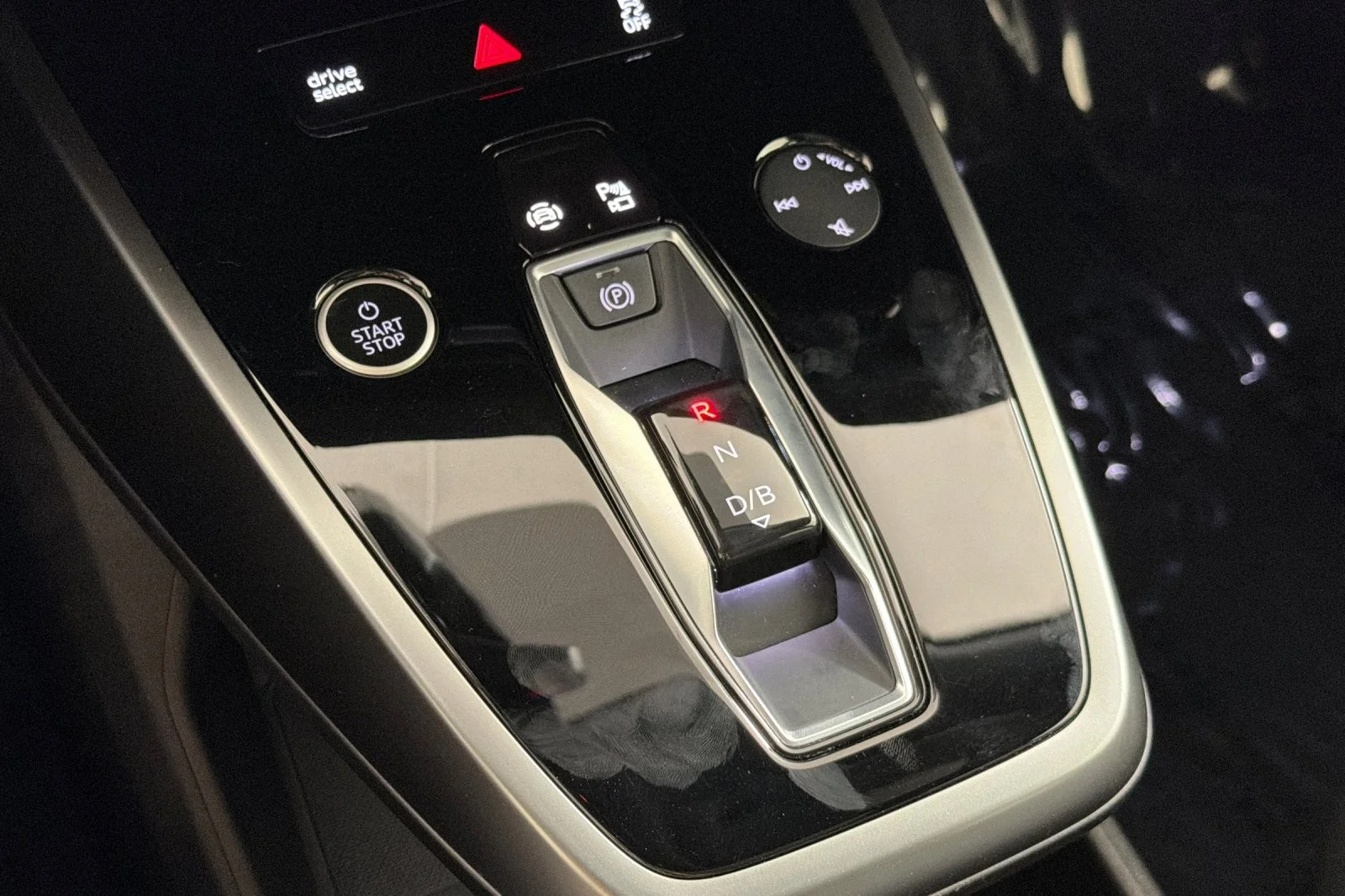 Certified Used 2023 Mythos Black Metallic Audi Prestige 50 quattro image 21