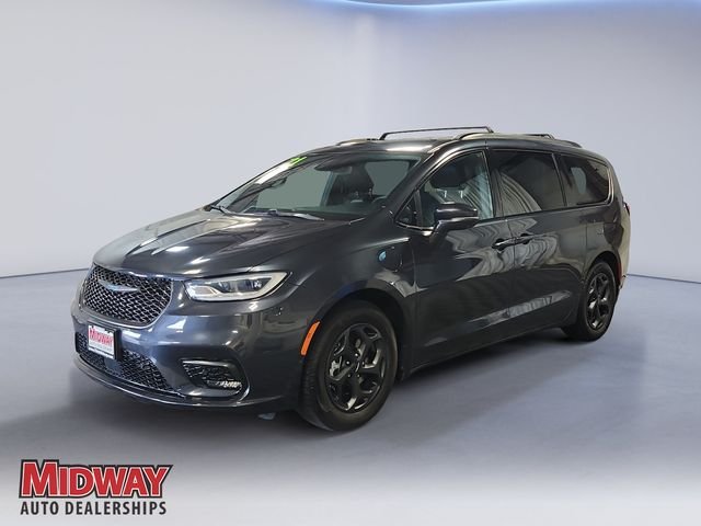 2021 Chrysler Pacifica Hybrid Touring L Hybrid's photo