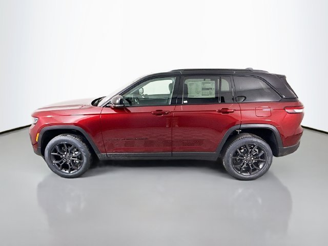 New 2025 Velvet Red Pearl-Coat Exterior Paint Jeep Limited image 4