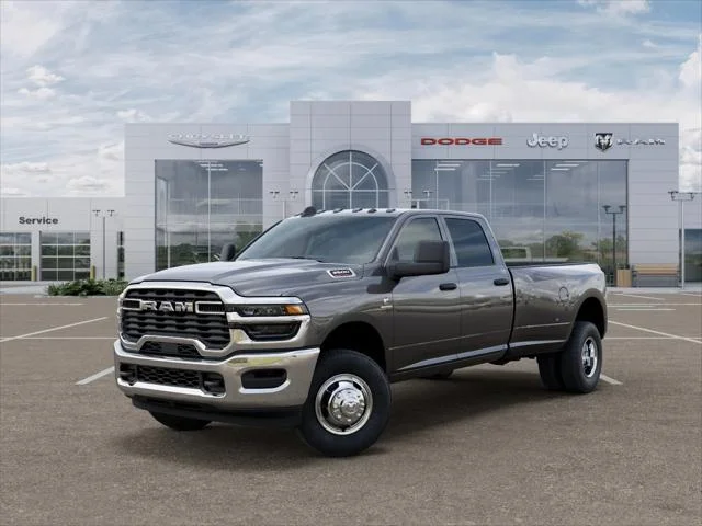 New 2026 Granite Crystal Metallic Clear-Coat Exterior Paint RAM Tradesman image 27
