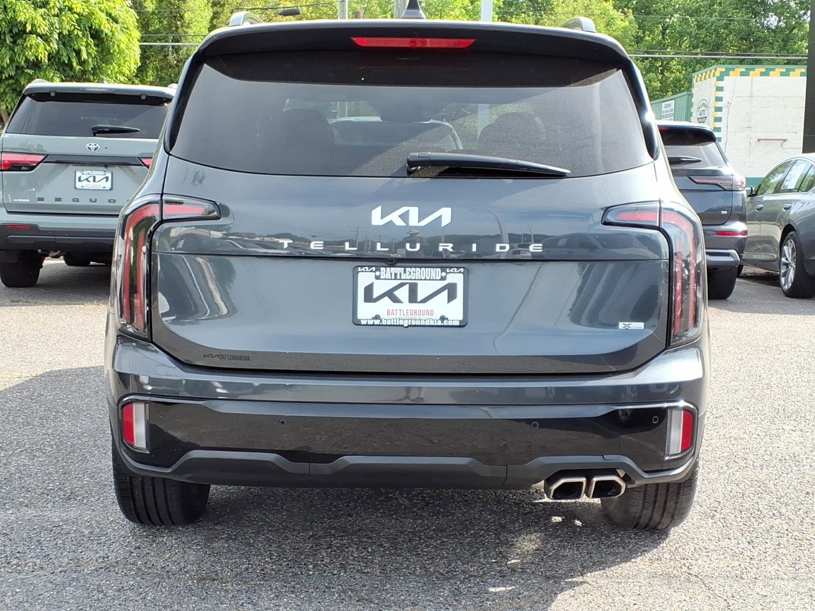 Used 2024 Gravity Gray Kia EX X-Line image 24