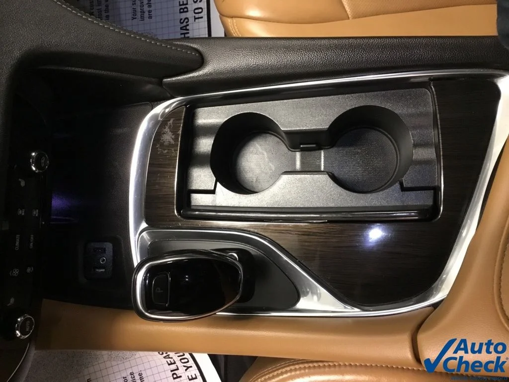 Used 2018 White Buick Essence image 55