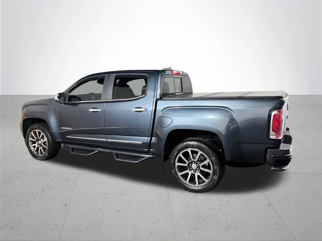 Used 2019 Blue GMC Denali image 8
