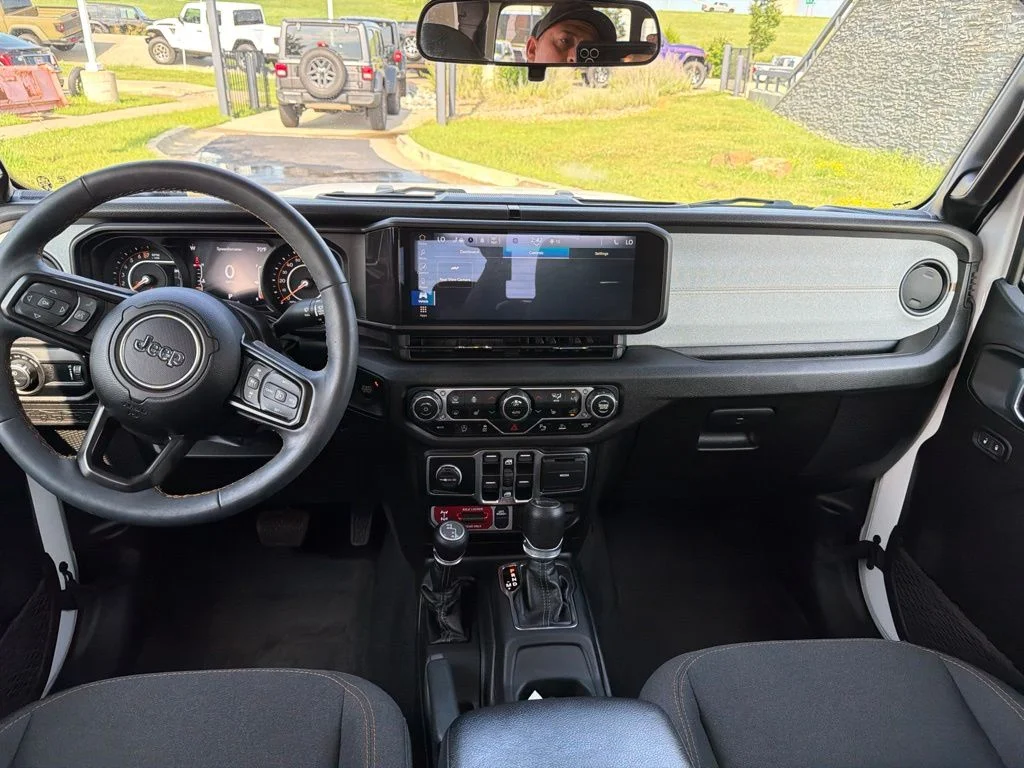 Used 2024 White Jeep Willys image 13