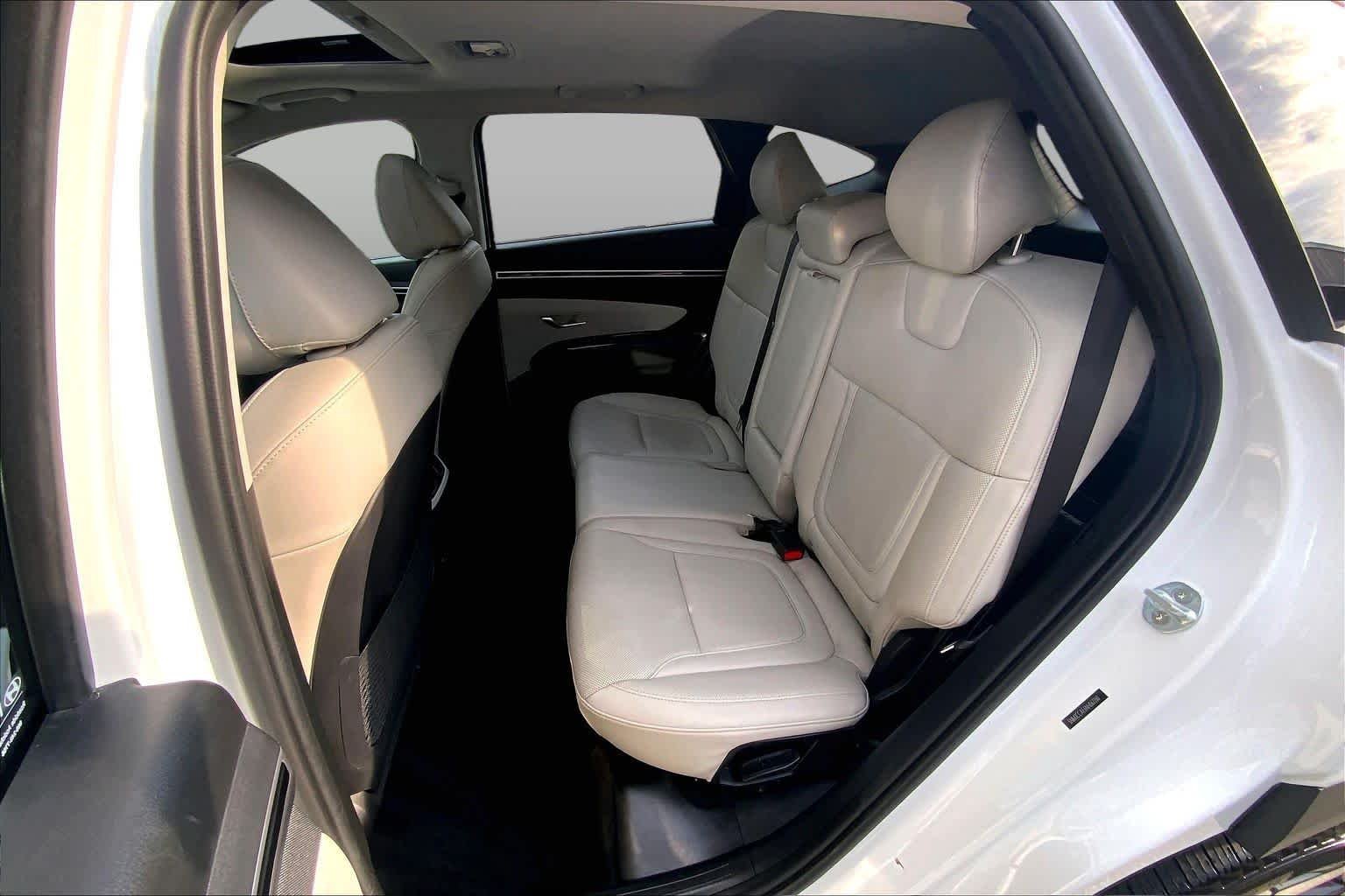 Used 2022 Quartz White Hyundai SEL image 20