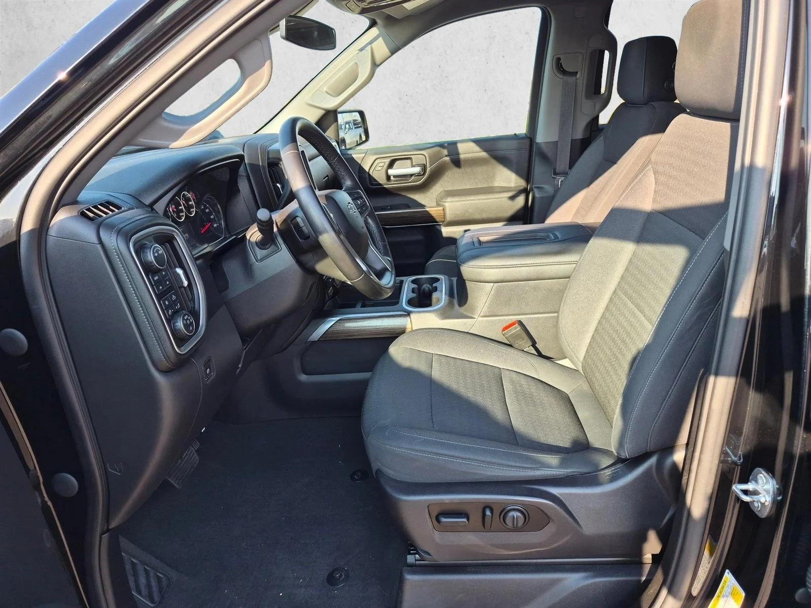 Used 2021 Black Chevrolet RST image 14