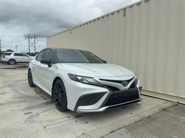 2021 Toyota Camry 3.5 Auto V6 XSE's photo