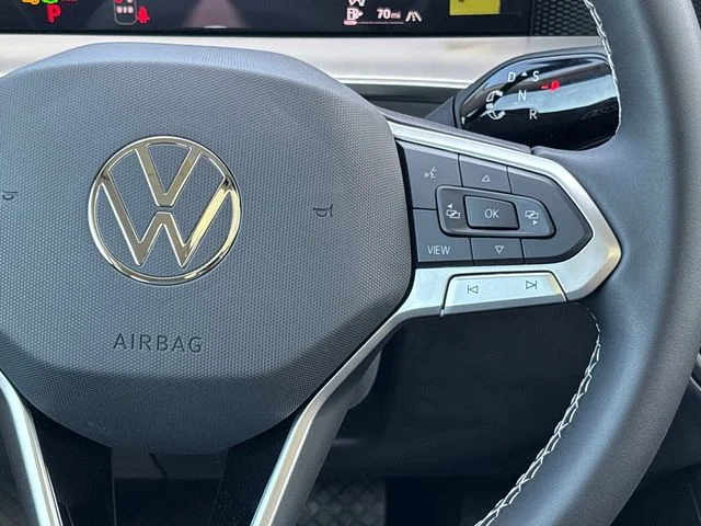 New 2026 Platinum Gray Metallic Volkswagen 2.0T SE image 32