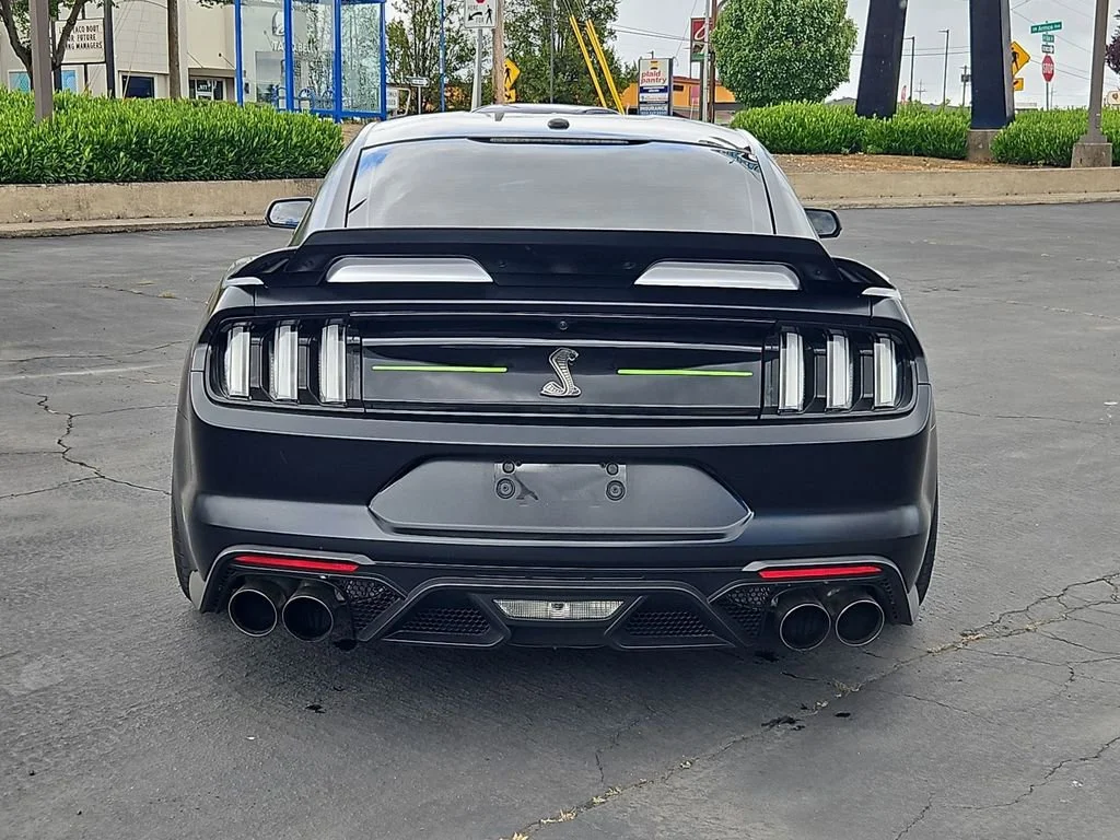 Used 2020 Gray Ford Shelby GT500 image 5