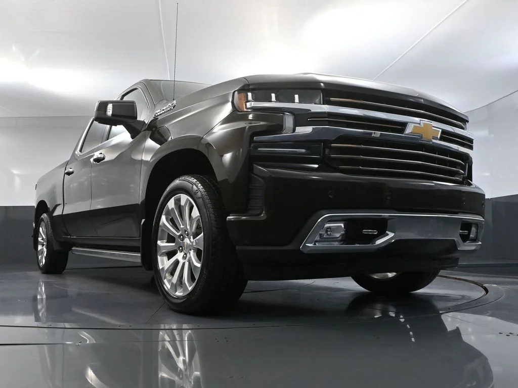 Used 2020 Brown Chevrolet High Country image 62