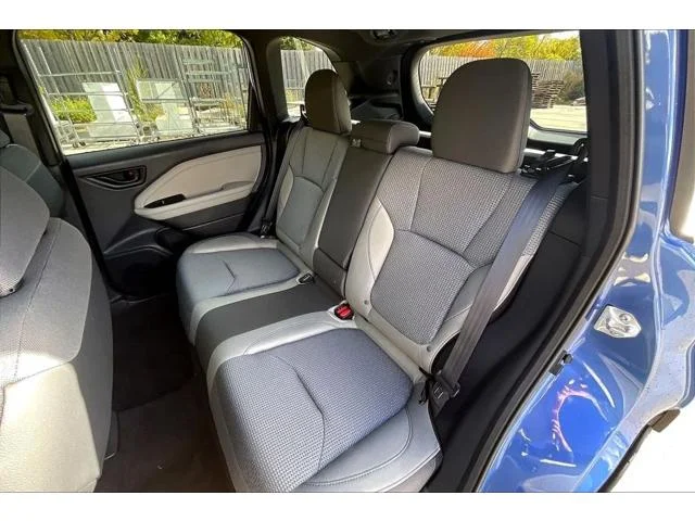 New 2026 DAYBREAK BLUE PEARL Subaru Premium image 22