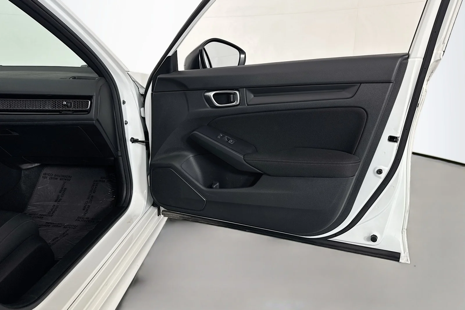 Used 2024 Platinum White Pearl Honda Sport image 23