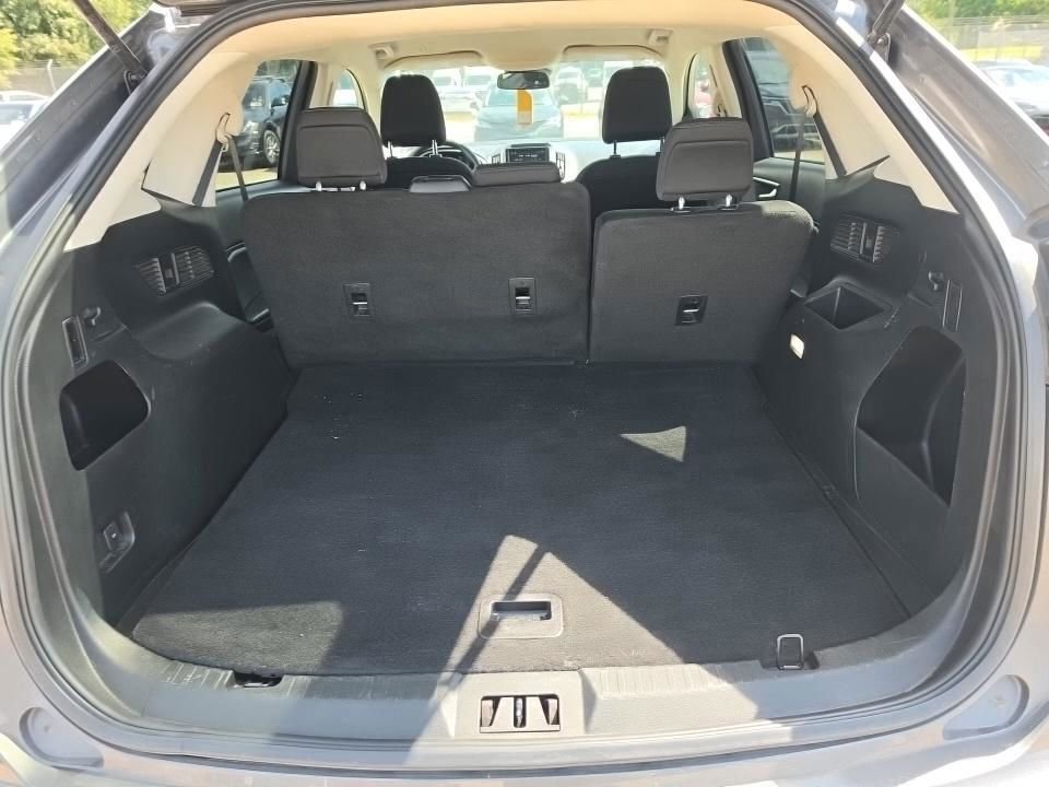 Used 2022 Gray Ford SE image 8