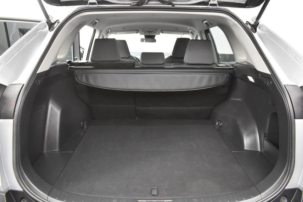 Used 2025 Silver Toyota XLE image 19