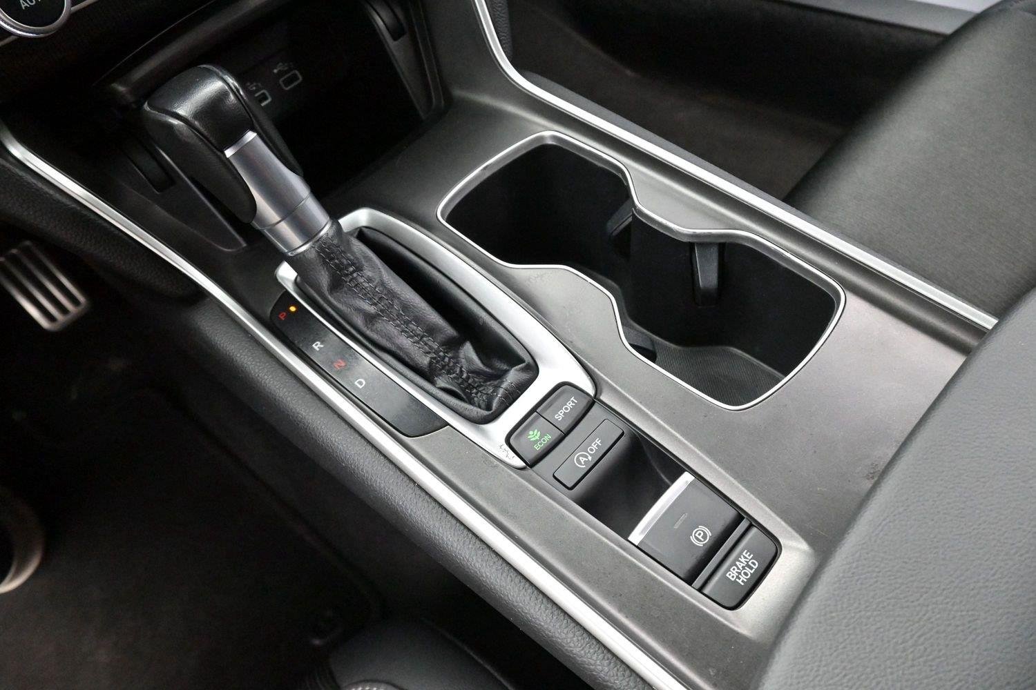 Used 2022 Lunar Silver Metallic Honda Sport image 26