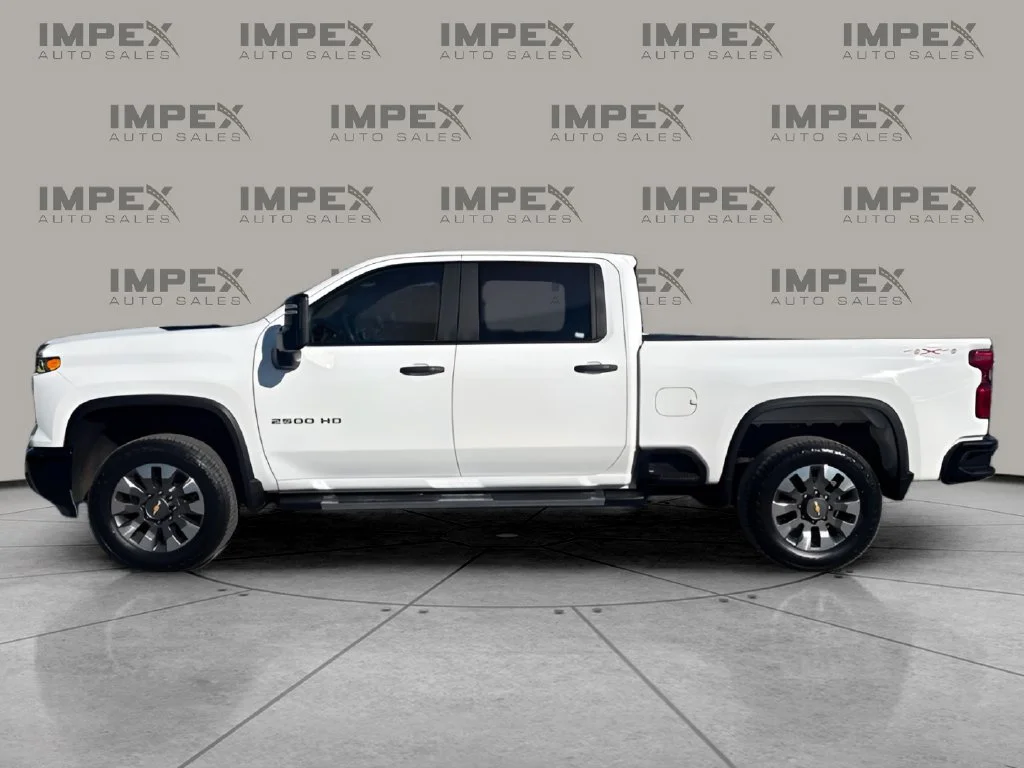 Used 2024 White Chevrolet Custom image 2