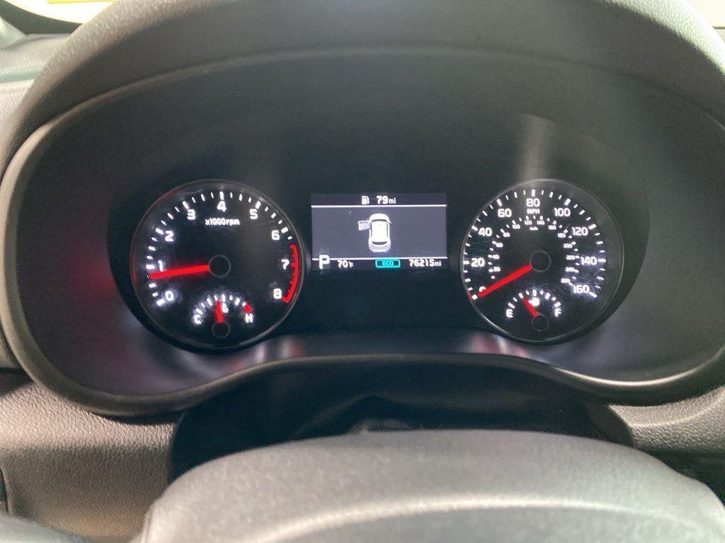 Used 2021 Black Cherry Kia SX image 20