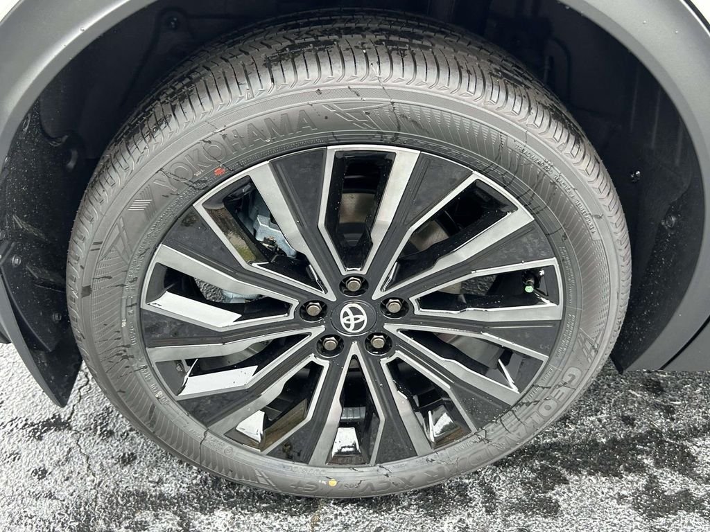 New 2026 Wind Chill Pearl Toyota XSE image 10