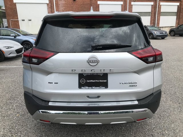 Certified Used 2022 Brilliant Silver Metallic Nissan Platinum image 6