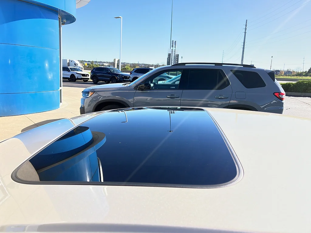2013 Honda Accord Sedan EX-L, photo 4 of 5