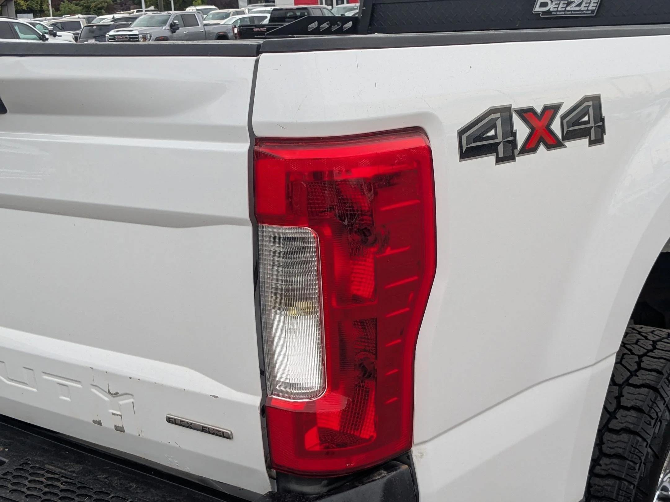 Used 2017 Oxford White Ford XL image 11