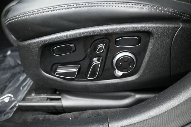 Used 2019 Gray Genesis 3.3T Premium image 26