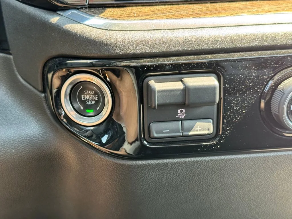 2024 Chevrolet Silverado 3500HD LT - Photo 21