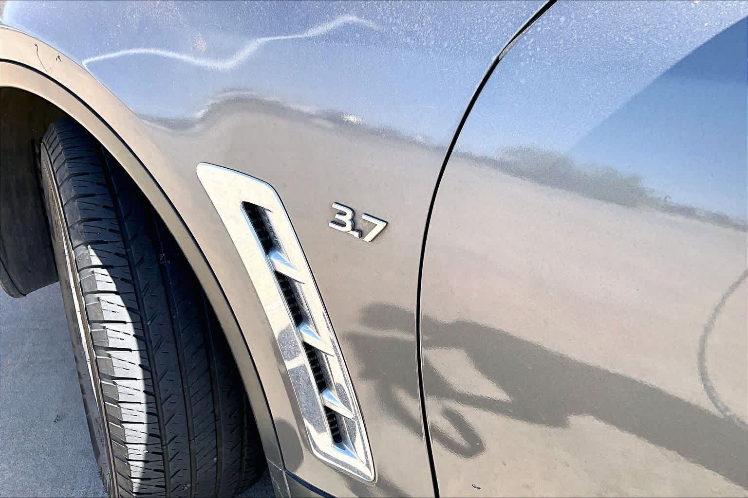 Used 2014 Graphite Shadow INFINITI  image 33