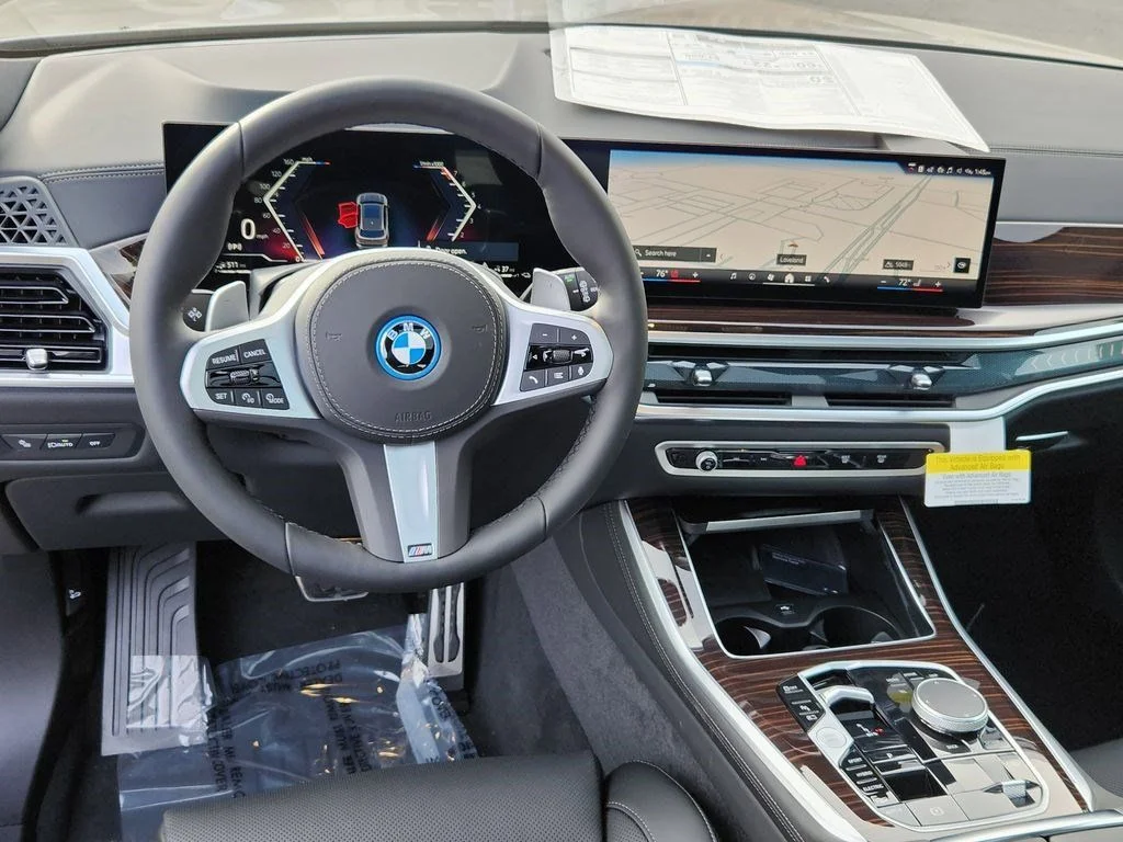 Used 2026 Skyscraper Grey Metallic BMW xDrive50e image 11