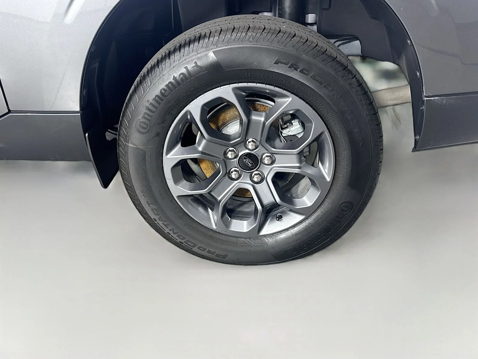 Certified Used 2025 Gray Ford XLT image 28