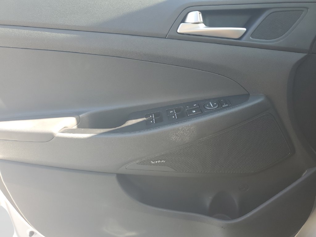 Used 2020 Silver Hyundai Ultimate image 21
