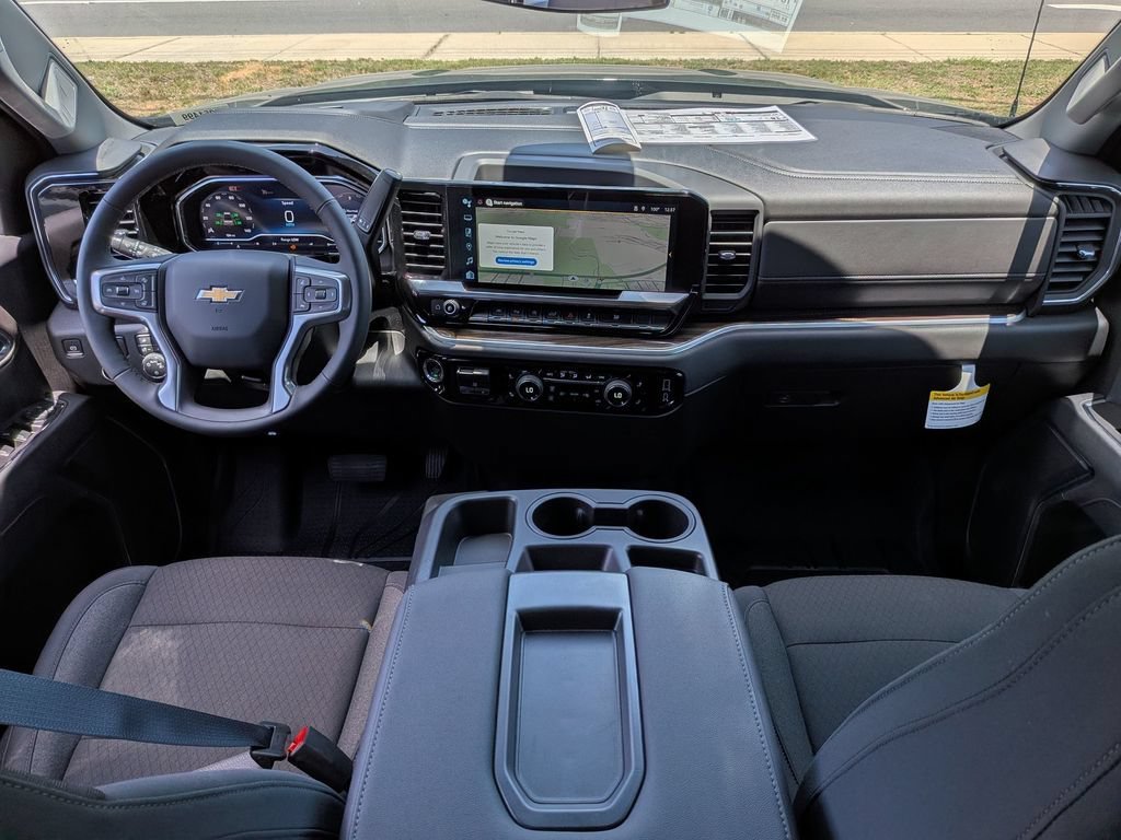 2025 Chevrolet Silverado 1500 LT - Photo 27