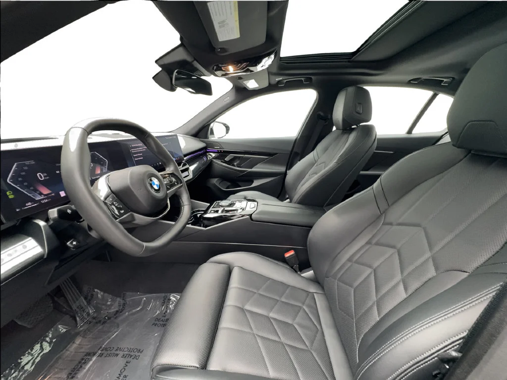Used 2026 Black BMW 530i xDrive image 22
