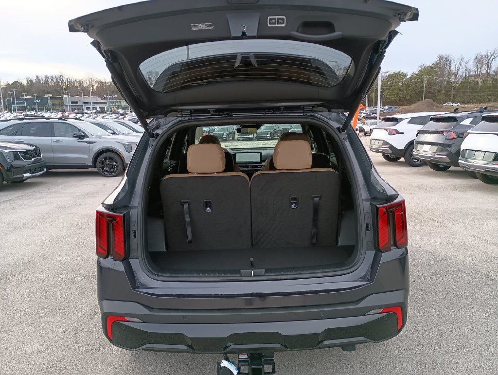 Certified Used 2026 Gray Kia X-Line SX Prestige image 31