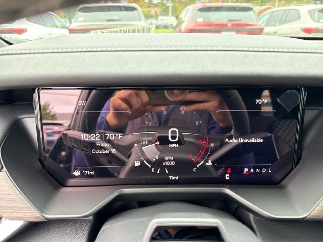 2027 GMC Acadia Denali - Photo 18
