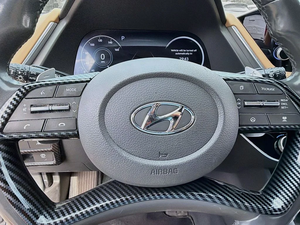 Used 2020 Gray Hyundai Limited image 16