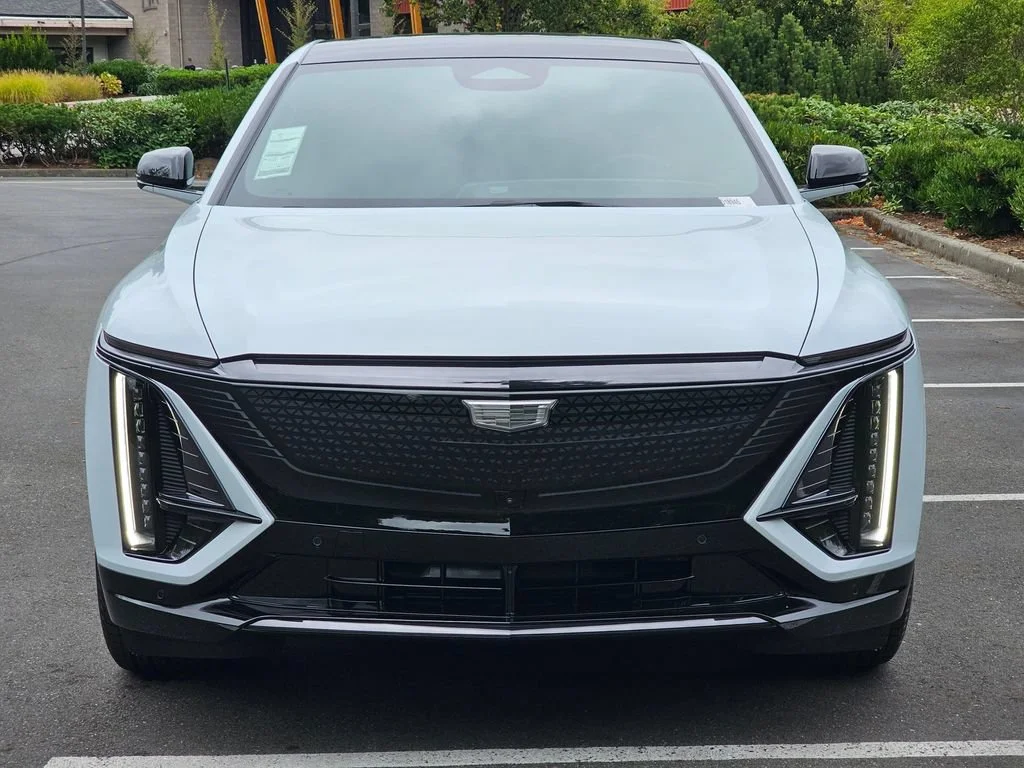 New 2026 Vibrant White Tricoat Cadillac Sport image 8