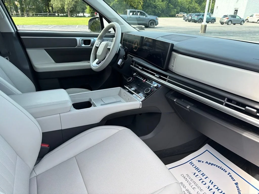 Used 2024 Serenity White Hyundai SEL image 15
