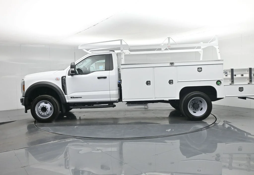 New 2025 Oxford White Ford XL image 30