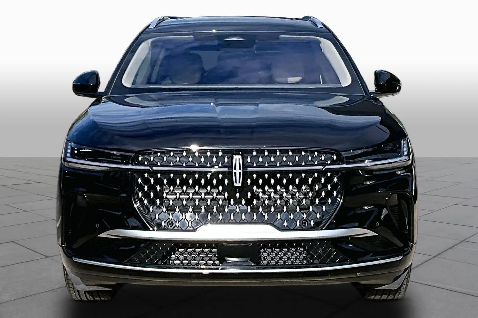 Used 2025 Infinite Black Metallic Clearcoat Lincoln Reserve image 4