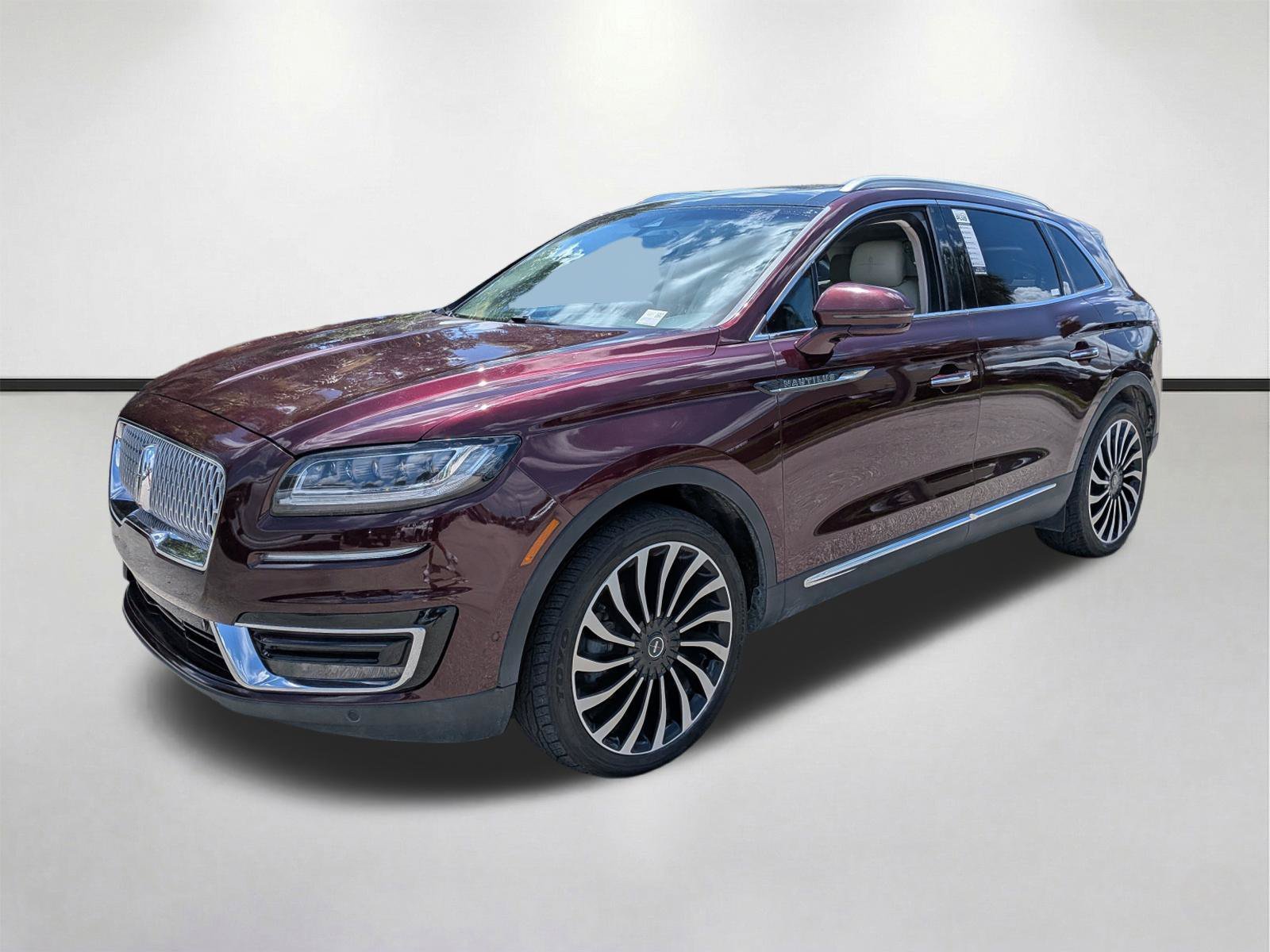 Used 2019 Burgundy Velvet Metallic Tinted Clearcoat Lincoln Black Label image 8