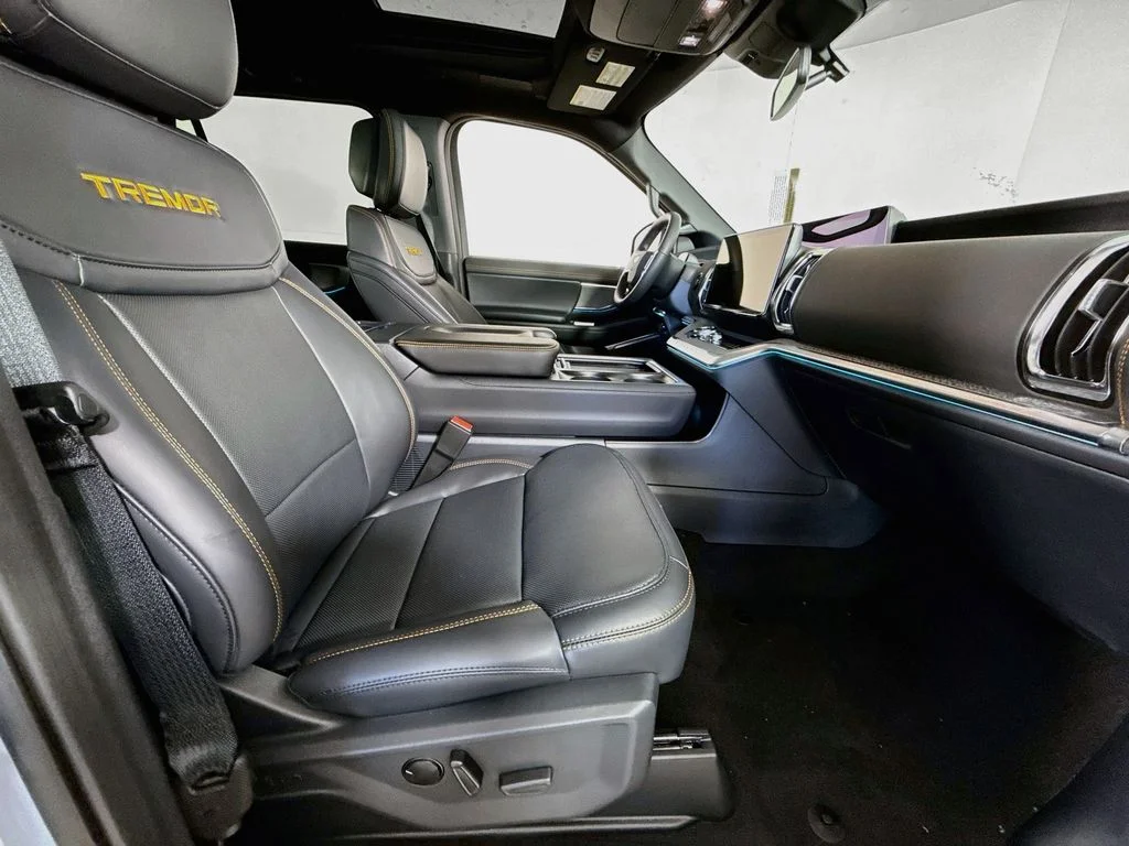 New 2027 Glacier Gray Metallic Tri-Coat Ford Tremor® image 31