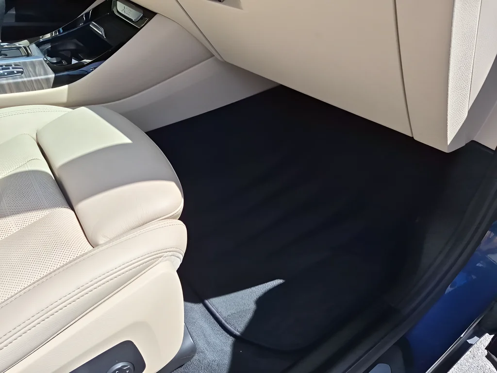 Used 2019 Blue BMW xDrive30i image 45