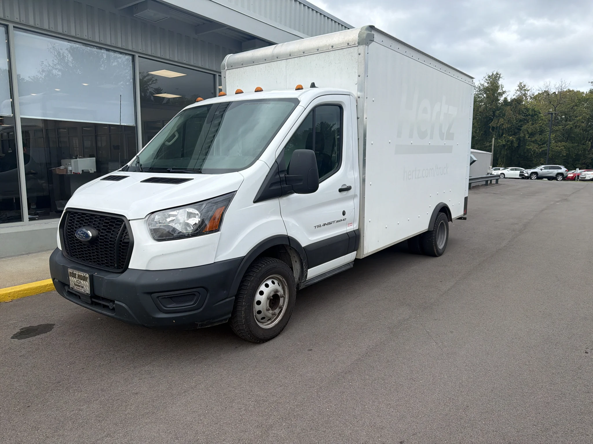Used 2022 Oxford White Ford Base image 6