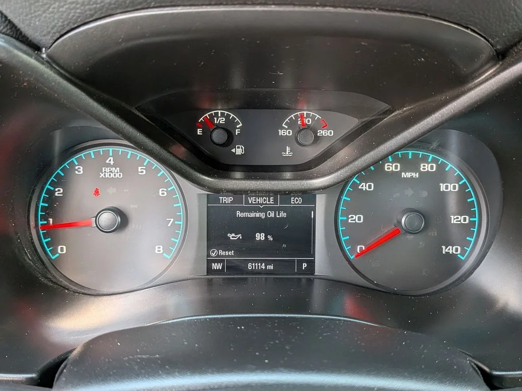 Used 2022 White Chevrolet LT image 13
