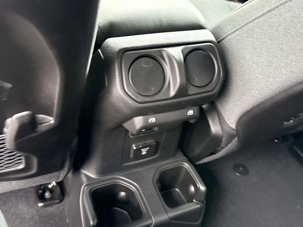 New 2025 Black Jeep Rubicon image 19