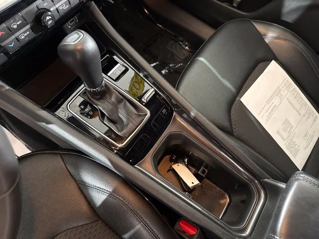 Used 2024 Gray Jeep Latitude image 19