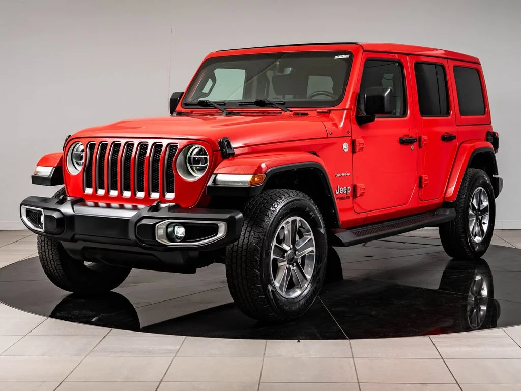 Used 2022 Firecracker Red Clearcoat Jeep Unlimited Sahara image 1