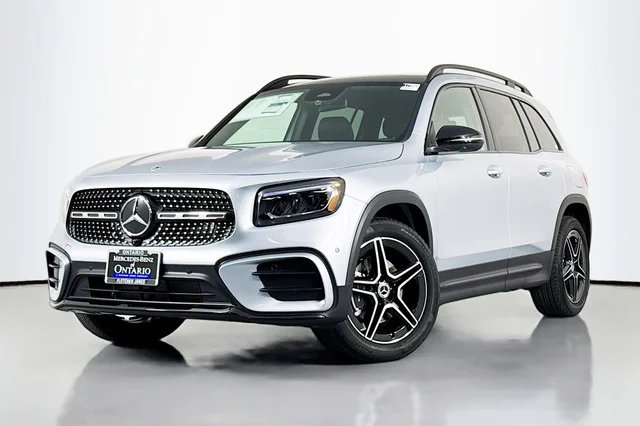 2026 Mercedes-Benz GLB GLB 250's photo